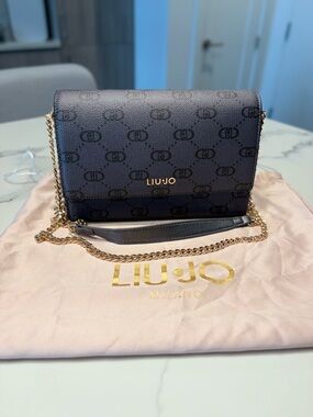 Liu Jo Black Logo-Print Crossbody with Gold Chain Strap